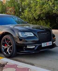 کرایسلەر 300